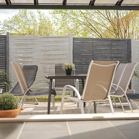 Laura Luxury شقة *