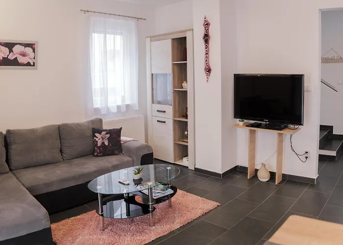 Apartament Laura Luxury Gyenesdiás