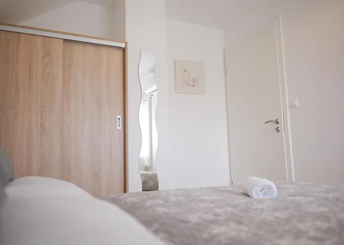 Laura Luxury Apartament *